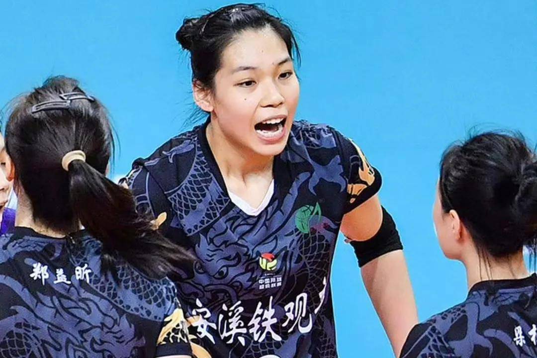 开云体育app-包含世联赛-女排3-2德国决胜局18-16庄宇珊28分的词条