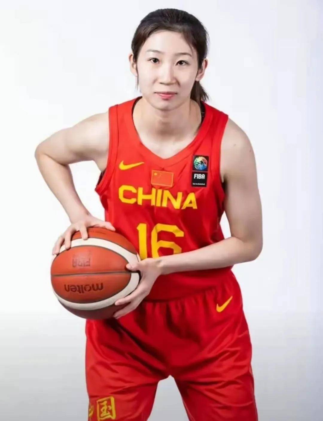 开云体育登录入口-中国女篮平均年龄25.4岁选材着眼于洛杉矶奥运会的简单介绍