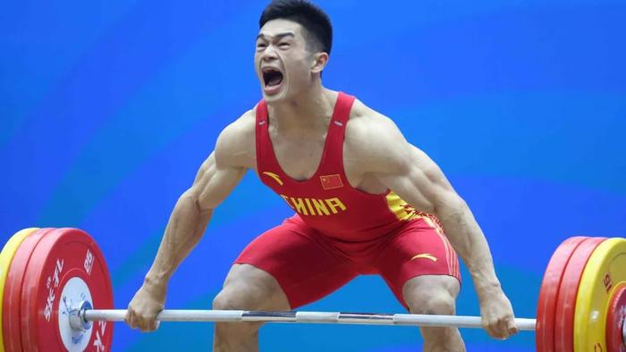 举重项目再次获金，中国选手继续领先